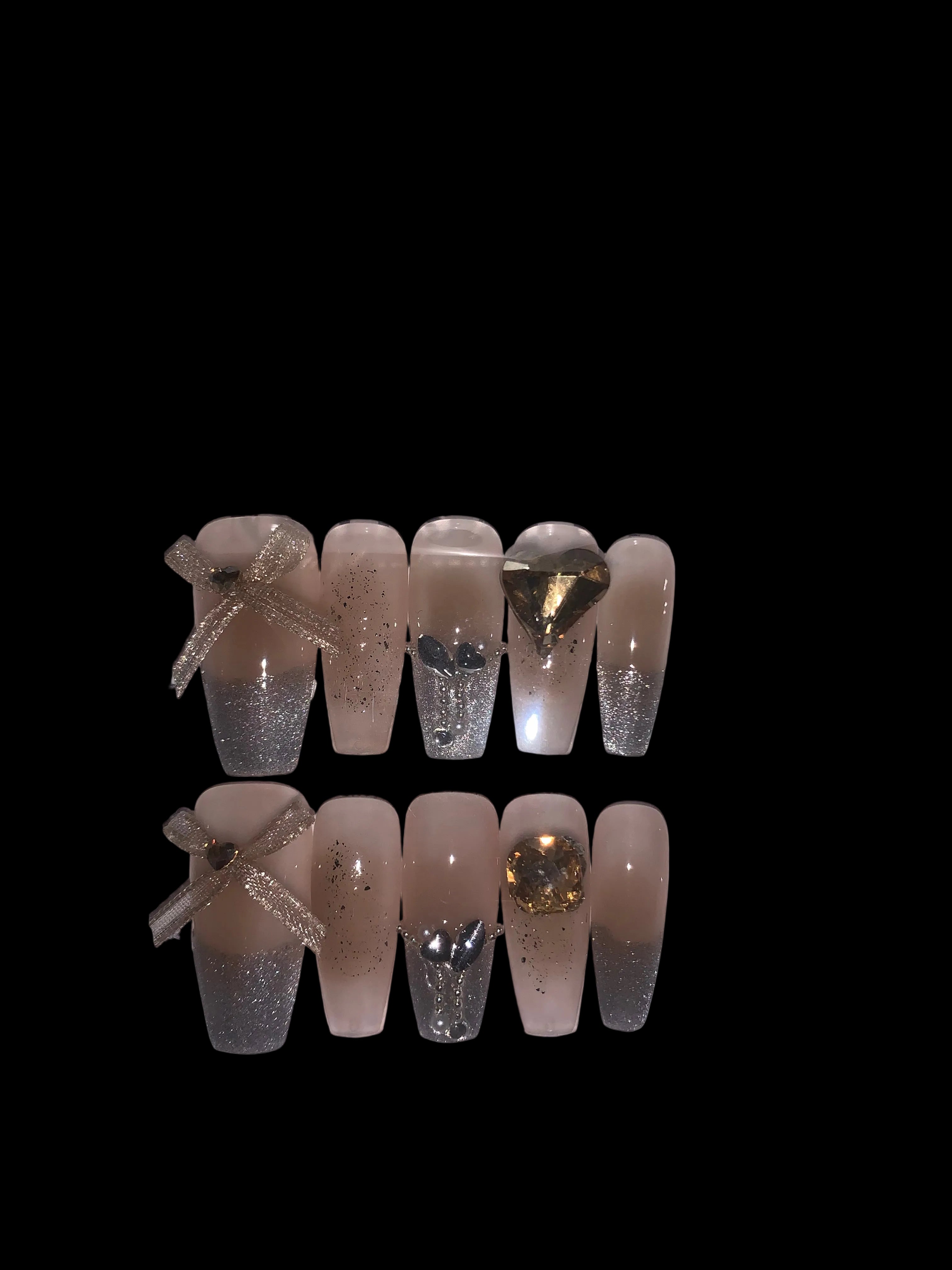 Press on nails